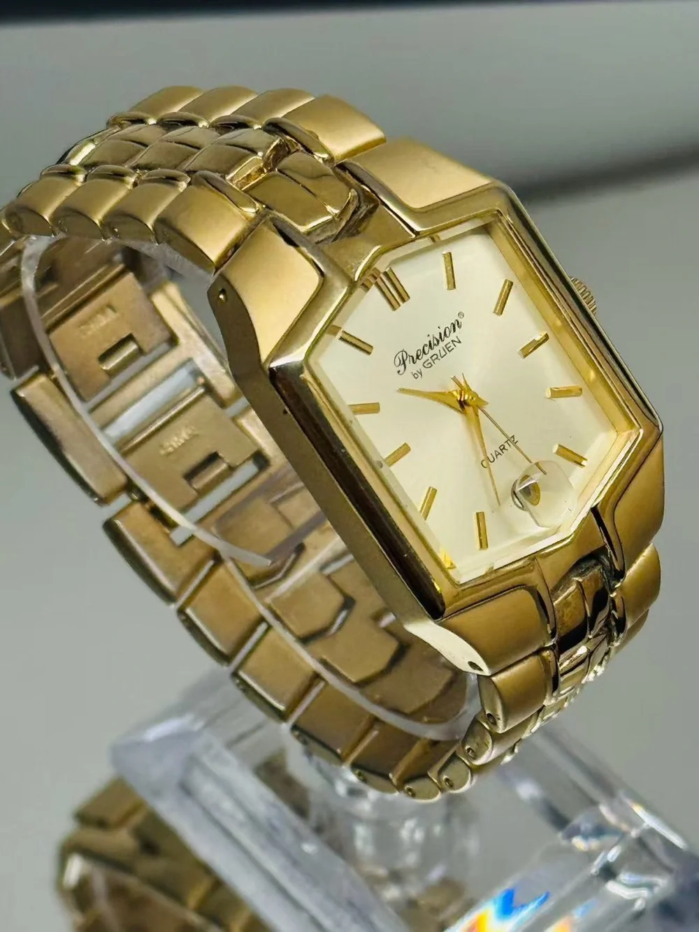 Vintage Precision By Gruen Quartz Women’s Watch Gold Tone Date New Battery Runs